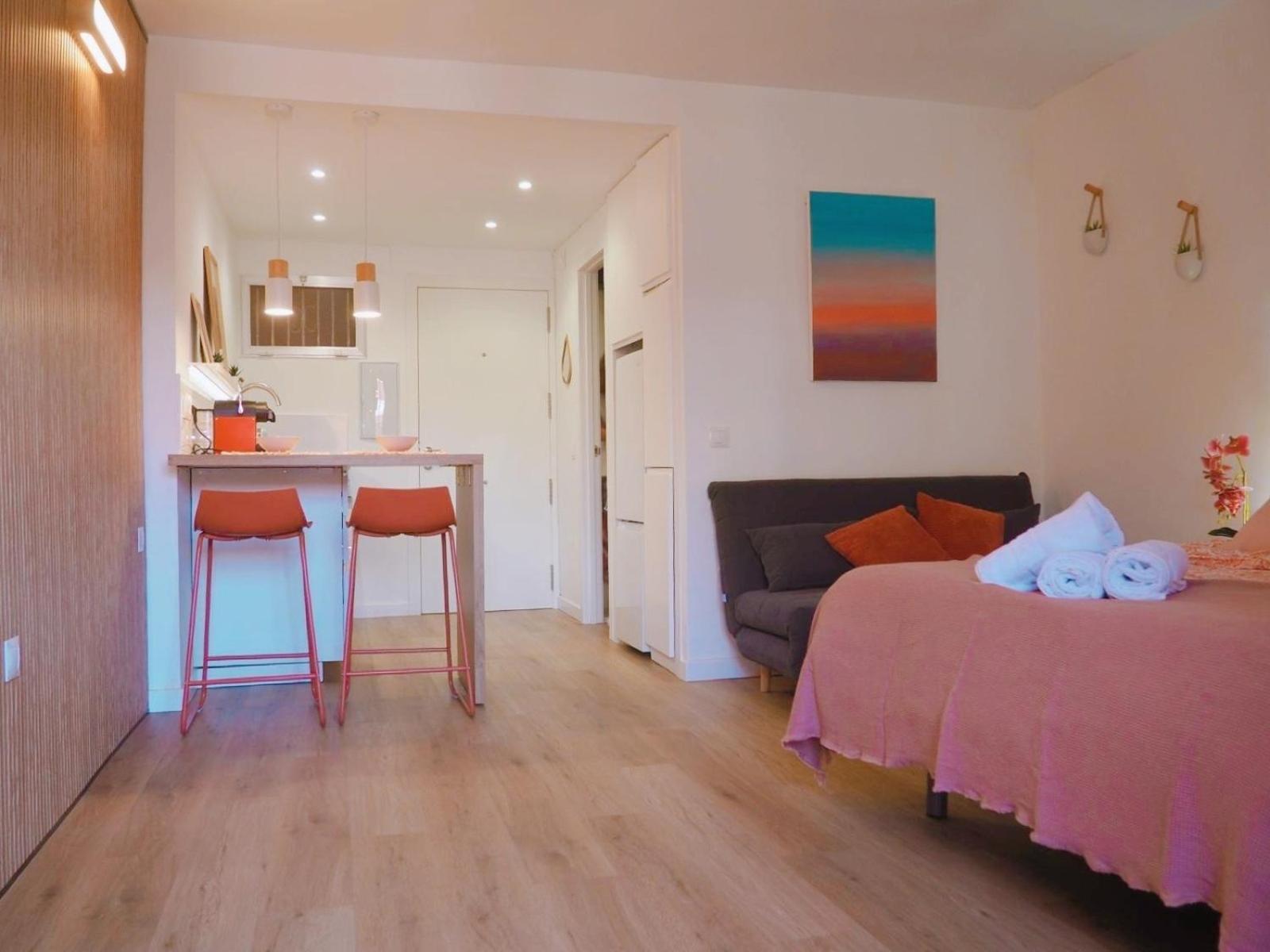 Bythewave Apartments 贝纳尔马德纳 外观 照片