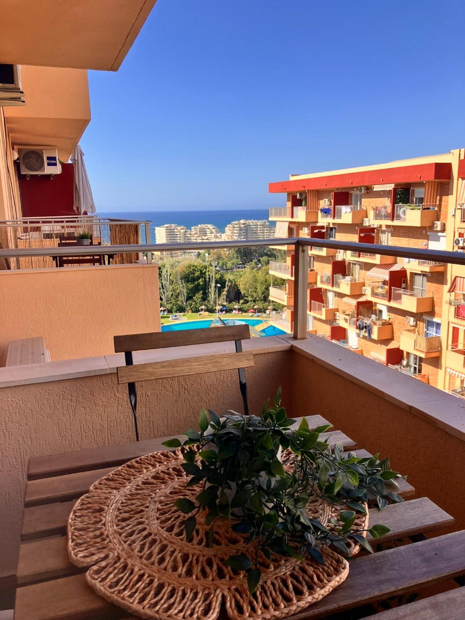 Bythewave Apartments 贝纳尔马德纳 外观 照片