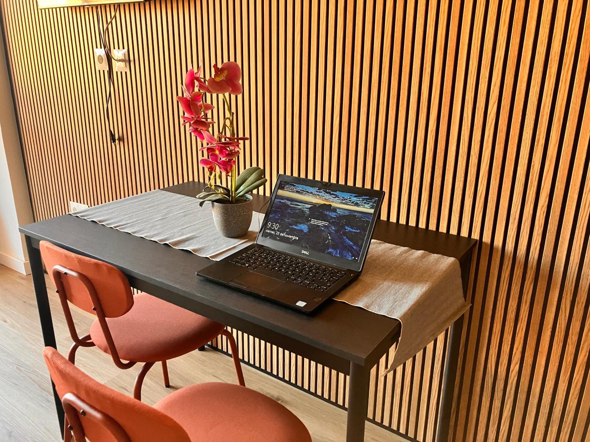 Bythewave Apartments 贝纳尔马德纳 外观 照片