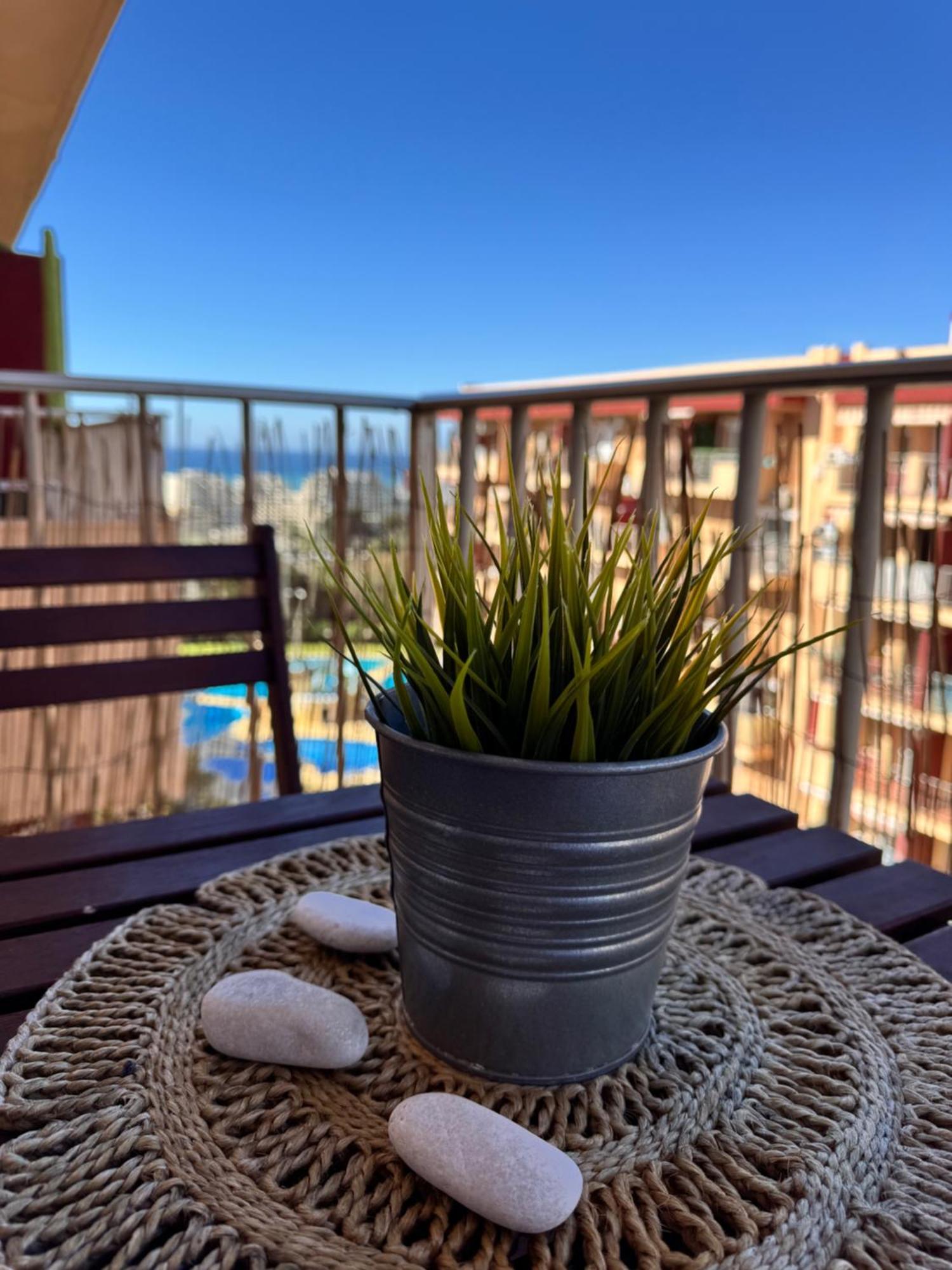 Bythewave Apartments 贝纳尔马德纳 外观 照片