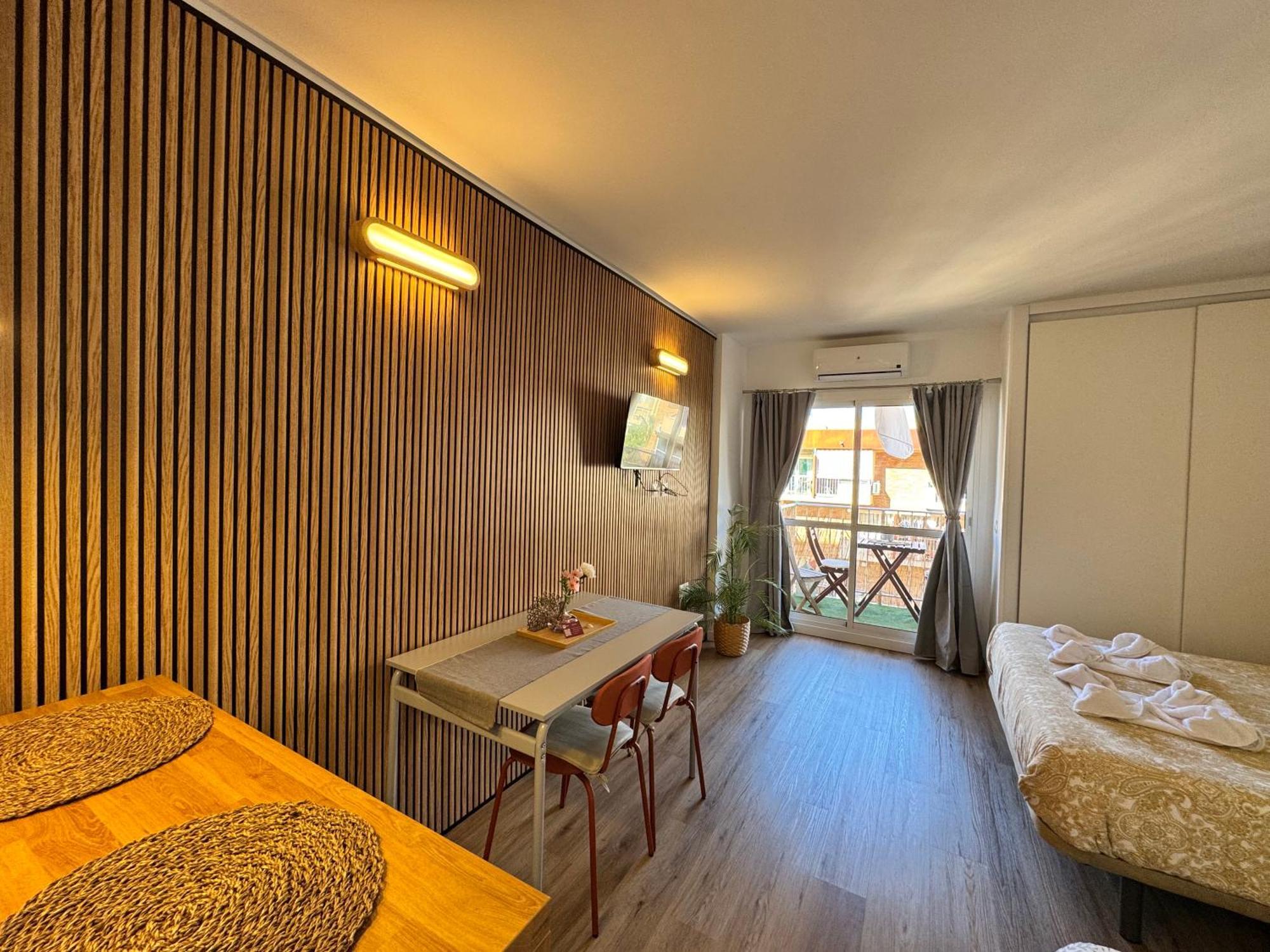 Bythewave Apartments 贝纳尔马德纳 外观 照片