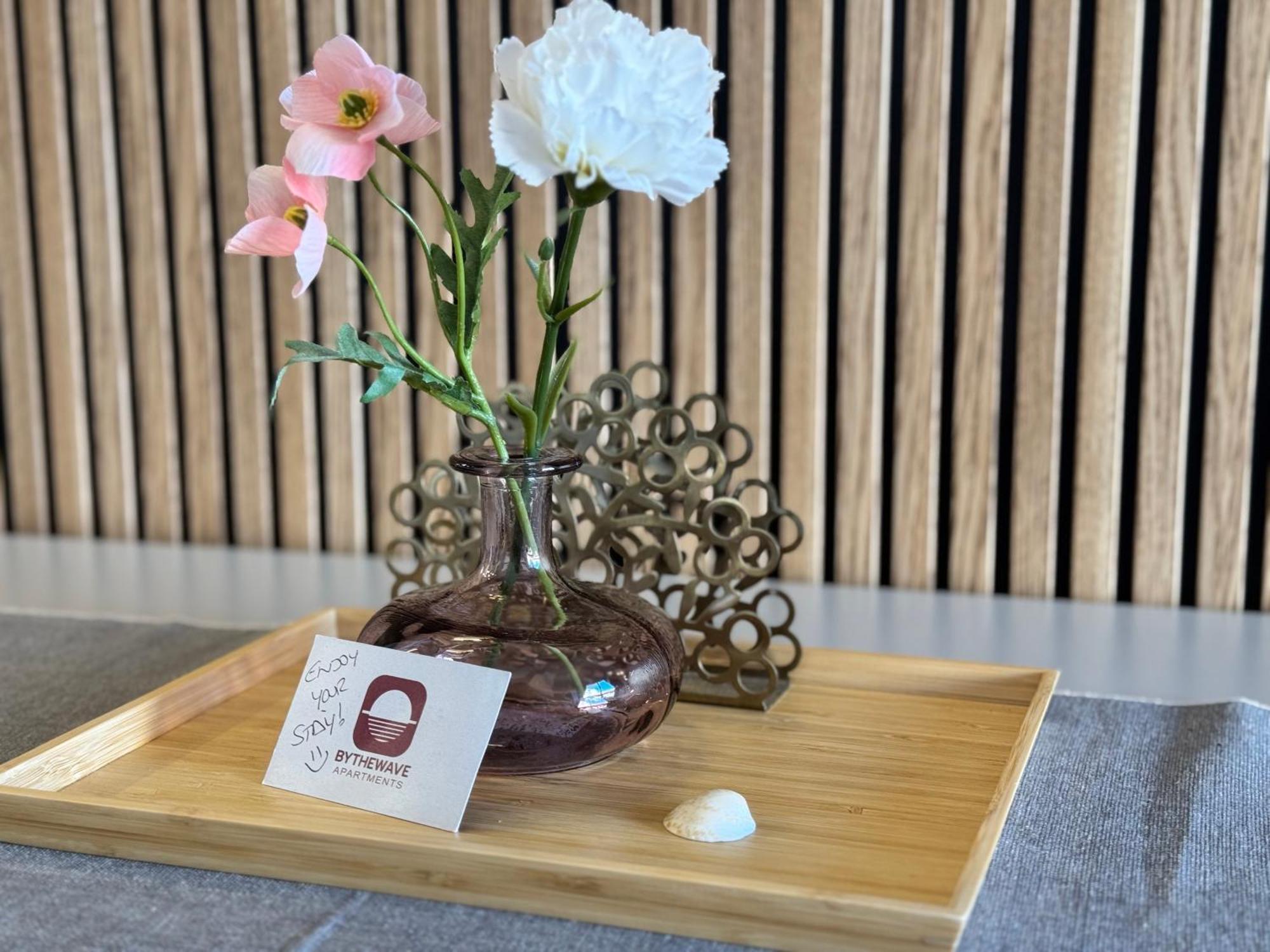 Bythewave Apartments 贝纳尔马德纳 外观 照片