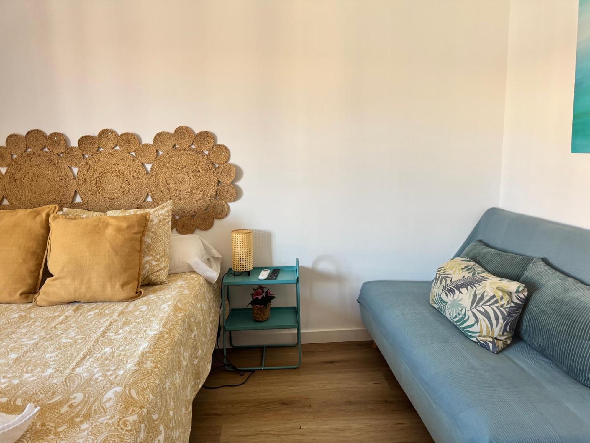 Bythewave Apartments 贝纳尔马德纳 外观 照片