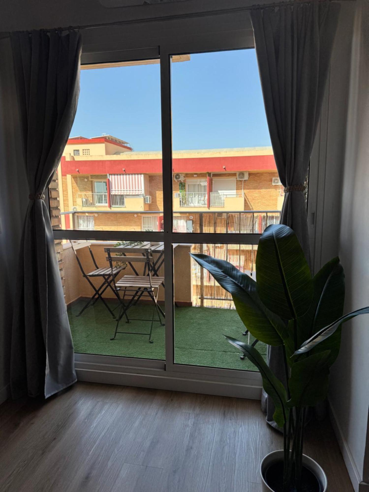 Bythewave Apartments 贝纳尔马德纳 外观 照片